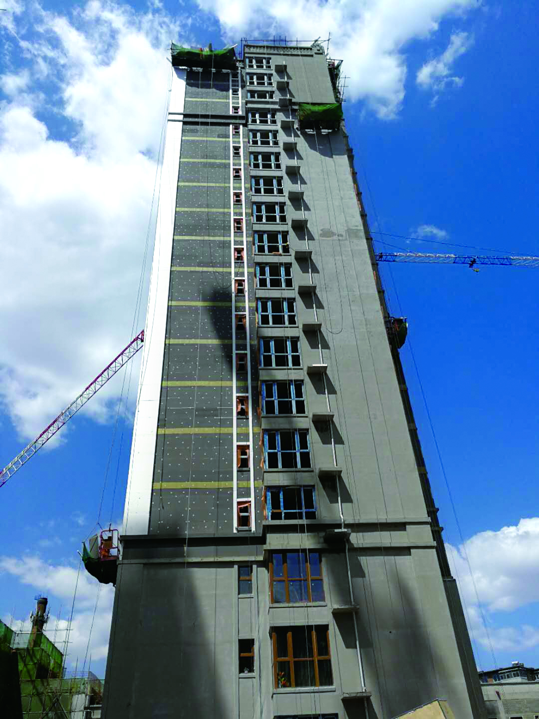 በውጫዊ ግድግዳ ላይ የ PIR የኢንሱሌሽን ቦርዶችን እንዴት እንደሚጫኑ