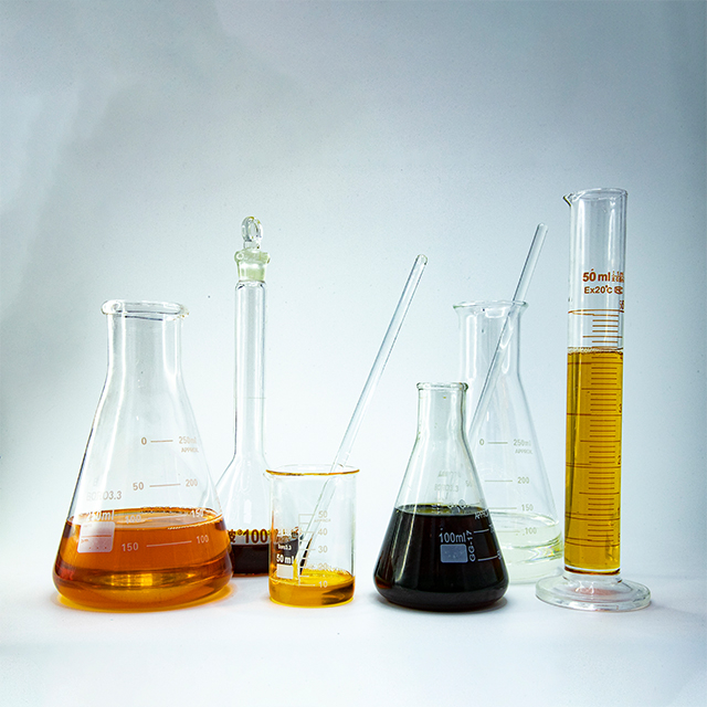 Sert poli&uuml;retan k&ouml;p&uuml;k d&ouml;k&uuml;m&uuml; i&ccedil;in Polieter Poliol Hammaddeleri 